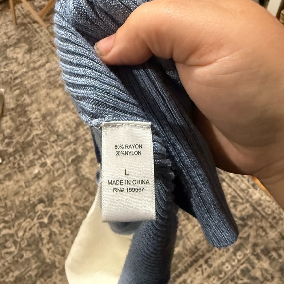 hazel moon  Two-Tone Cardigan in Cream and Blue size large - Picture 5 of 5